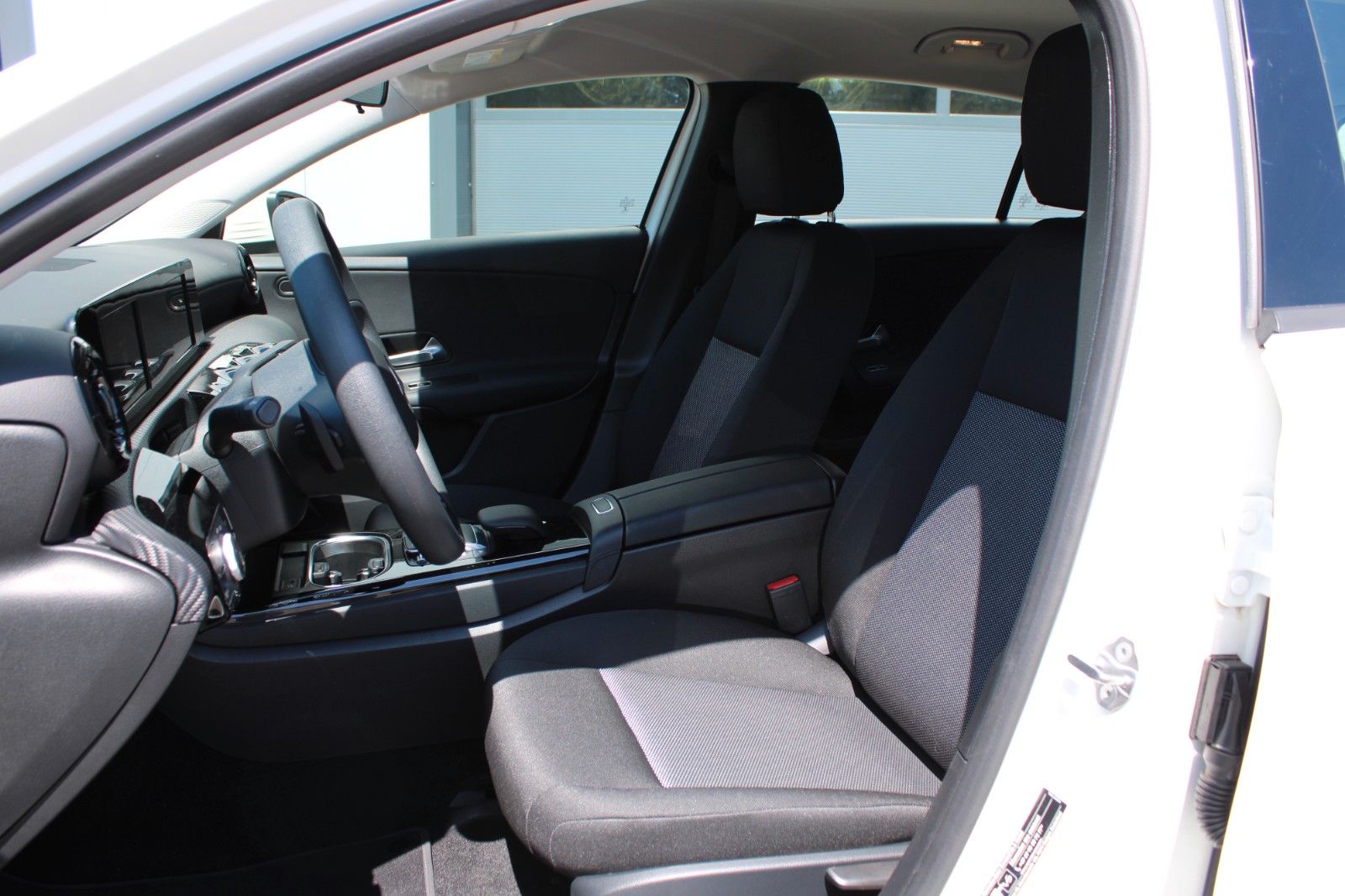 Mercedes-Benz A 200 - Samsaru's Car Outlet