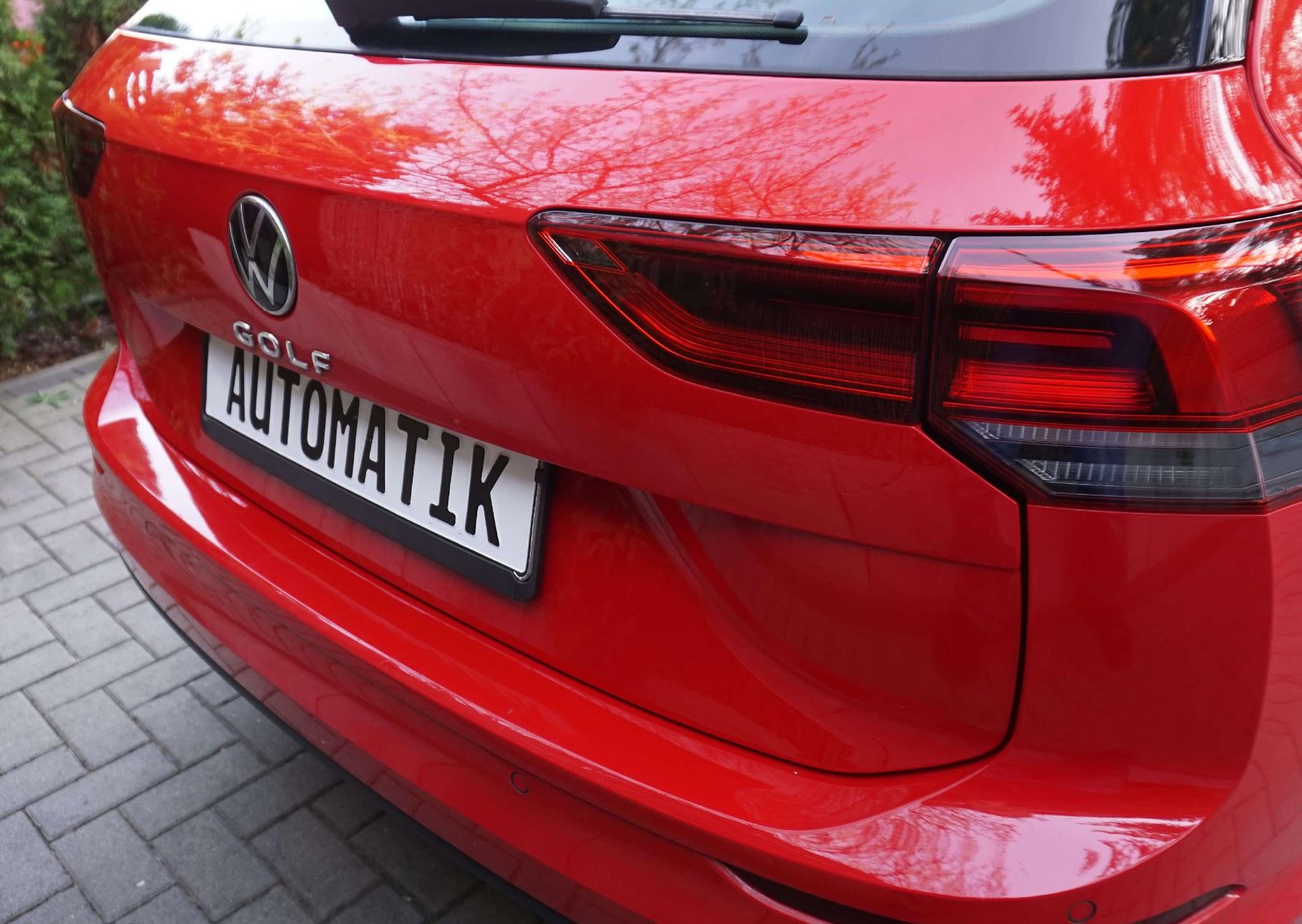 Volkswagen Golf Variant Life - Samsaru's Car Outlet