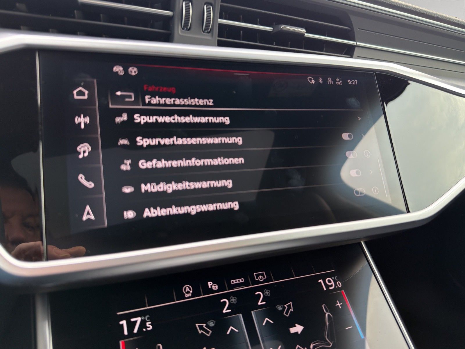 Audi A6 Avant 40 TDI quattro S line LEDER/PANO/ACC/RF