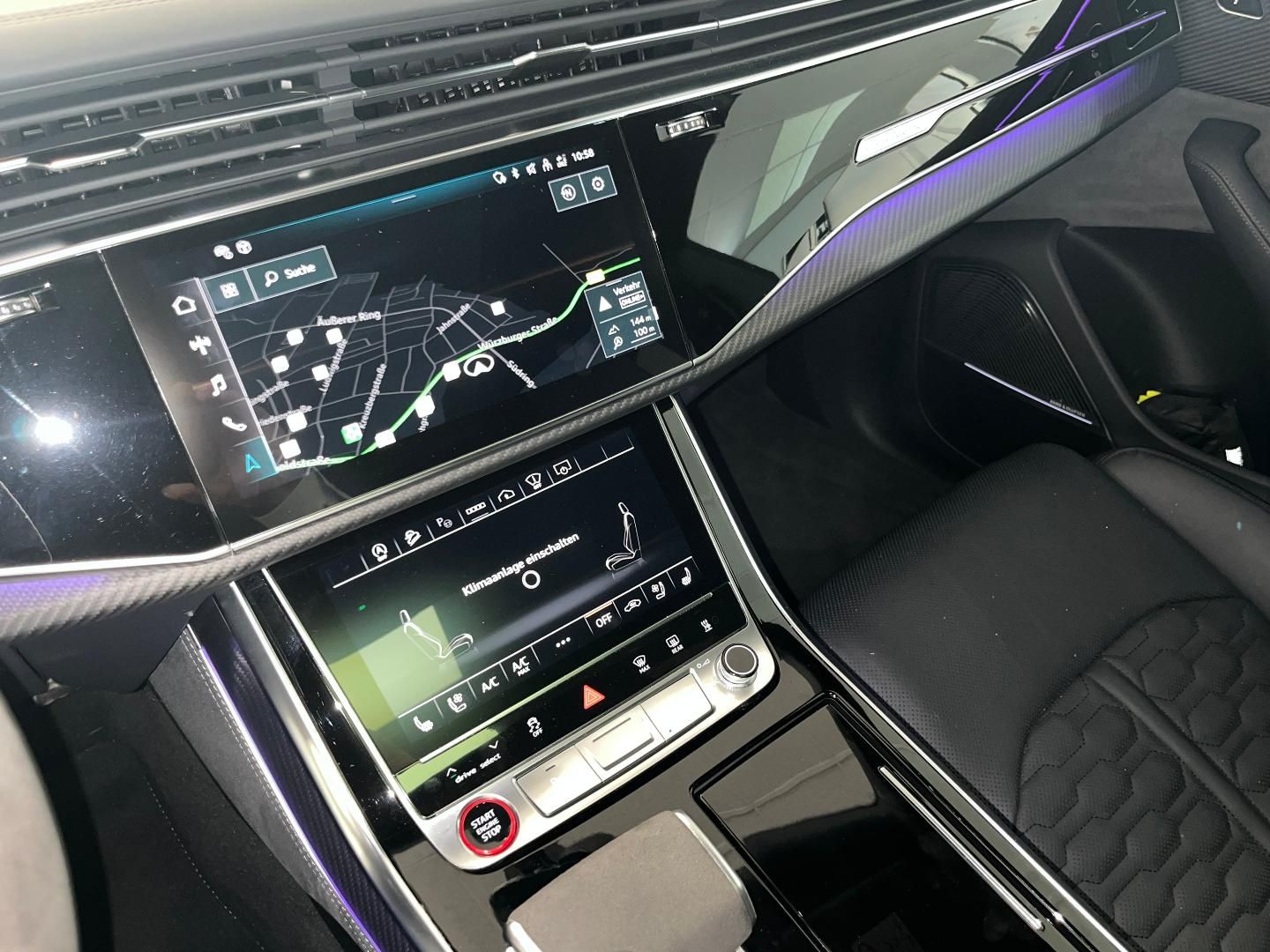 Audi RS Q8 SUV 23",Pano,305Kmh,Keramik,Spabga...