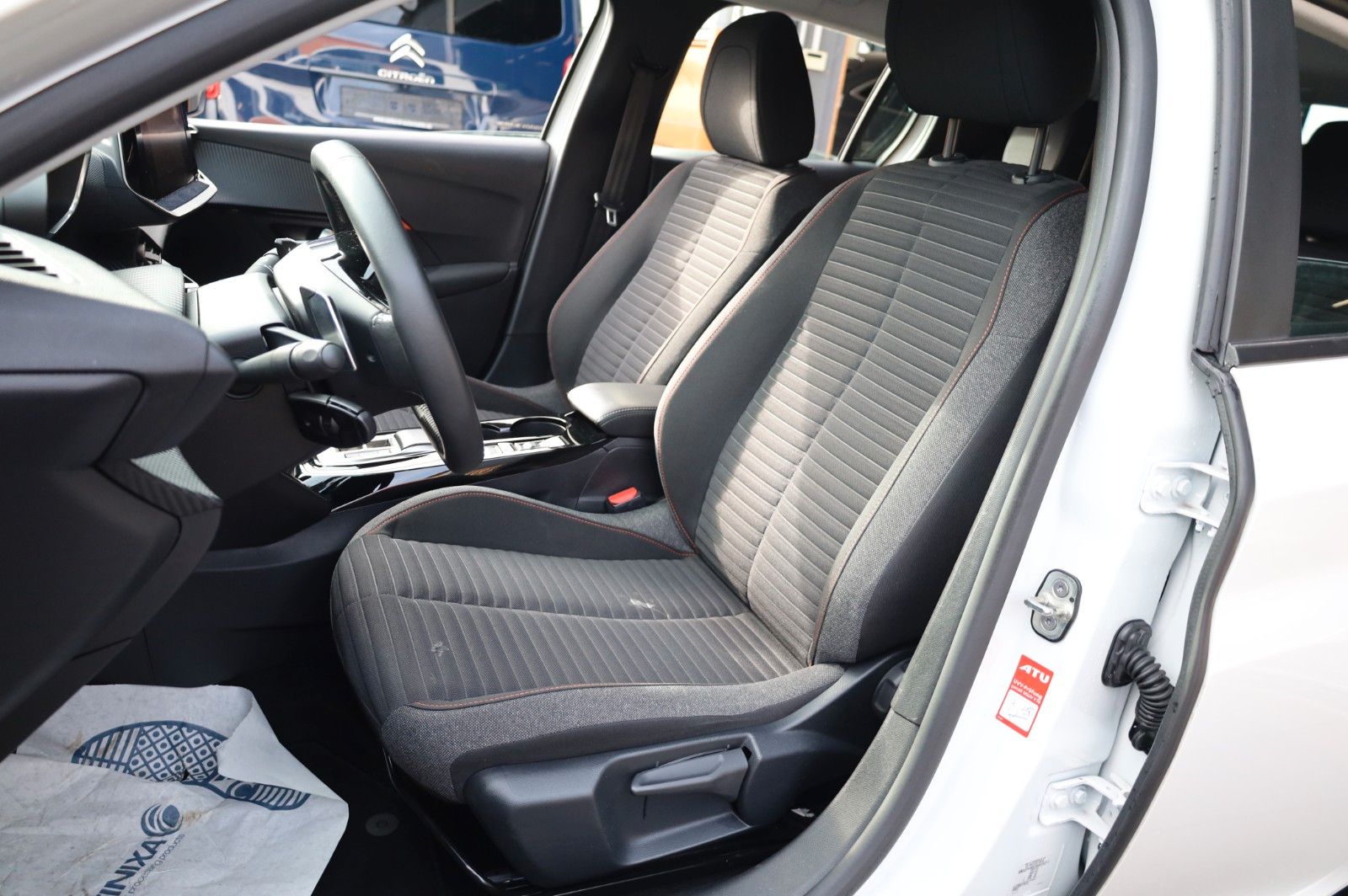 Peugeot 208 Active Pack - Samsaru's Car Outlet