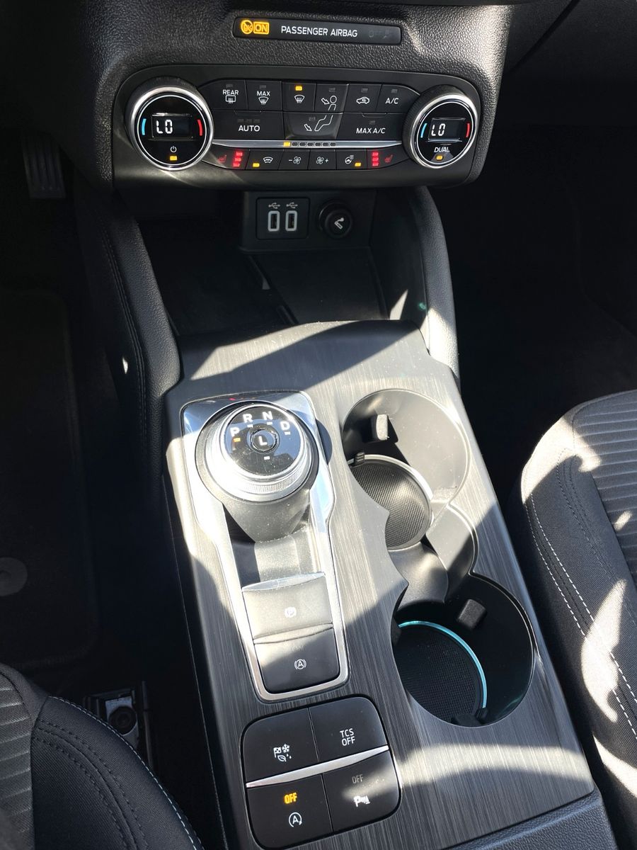 Ford Turnier Titanium - Samsaru's Car Outlet