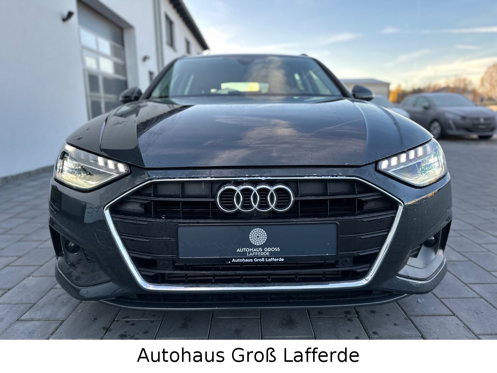 Audi A4 Avant 35 TFSI - Samsaru's Car Outlet