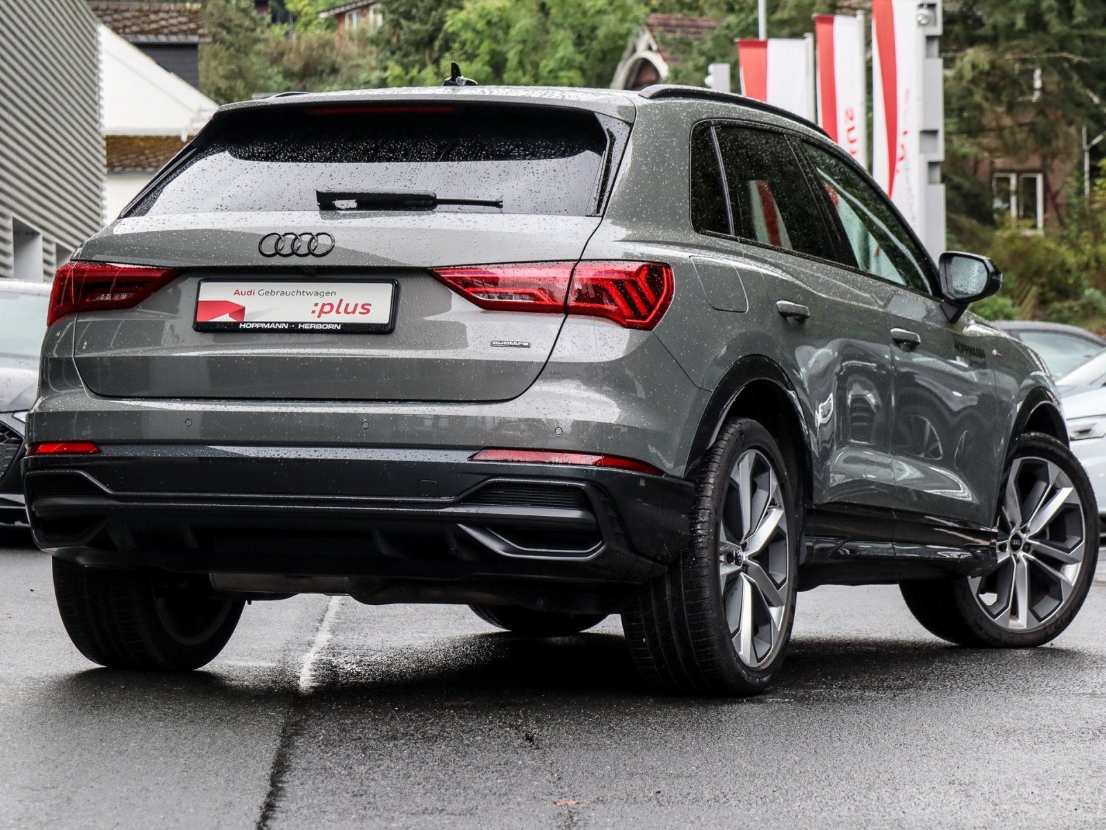 Audi Q3 40 TDI quattro S-Line - Samsaru's Car Outlet