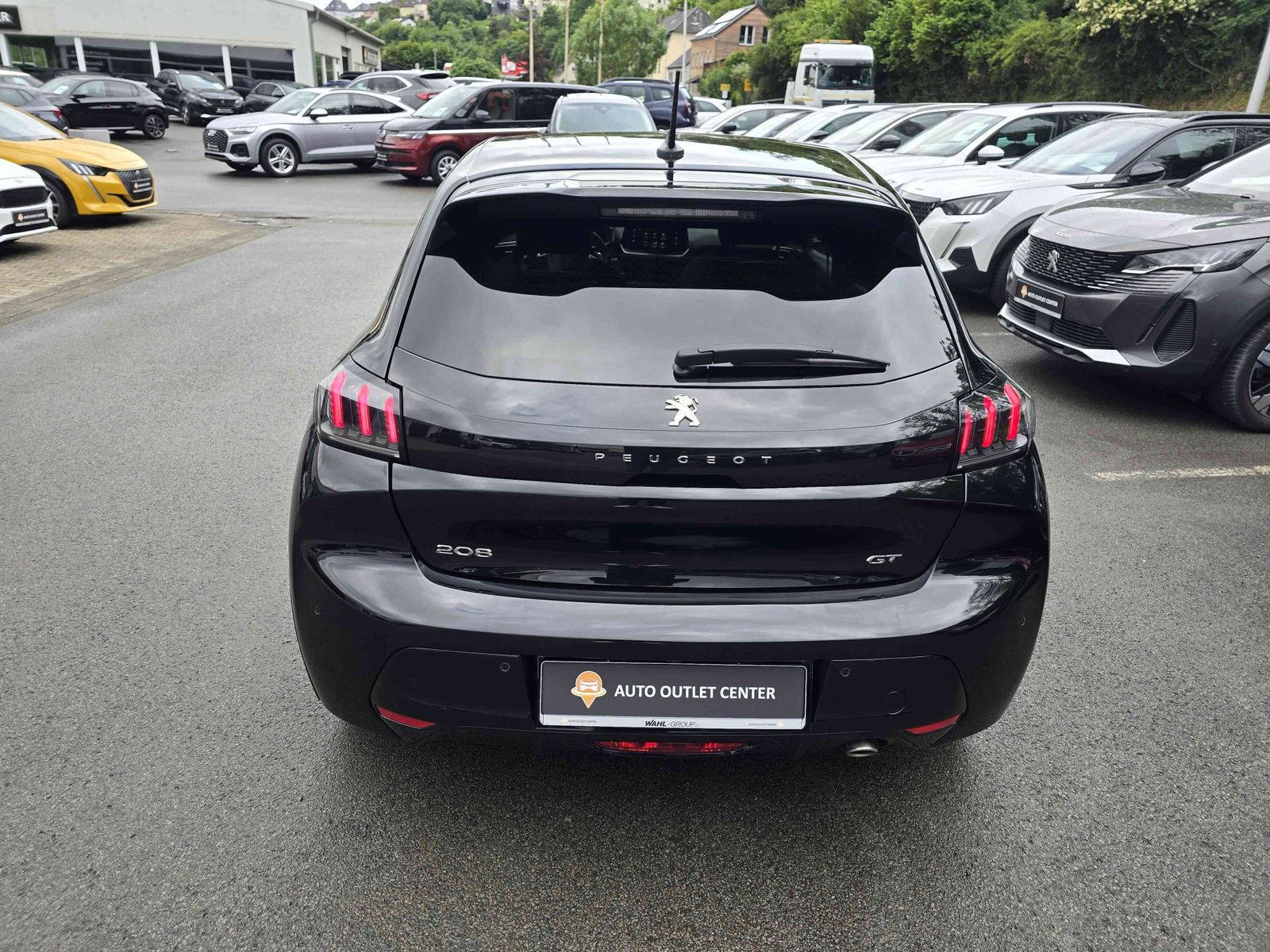 Peugeot 208 GT - Samsaru's Car Outlet