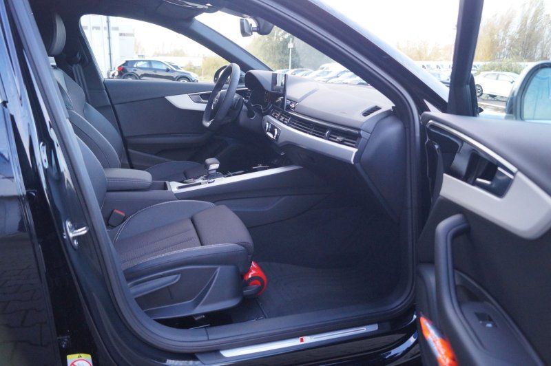 Audi A4 Avant S-Line 40TFSI - Samsaru's Car Outlet