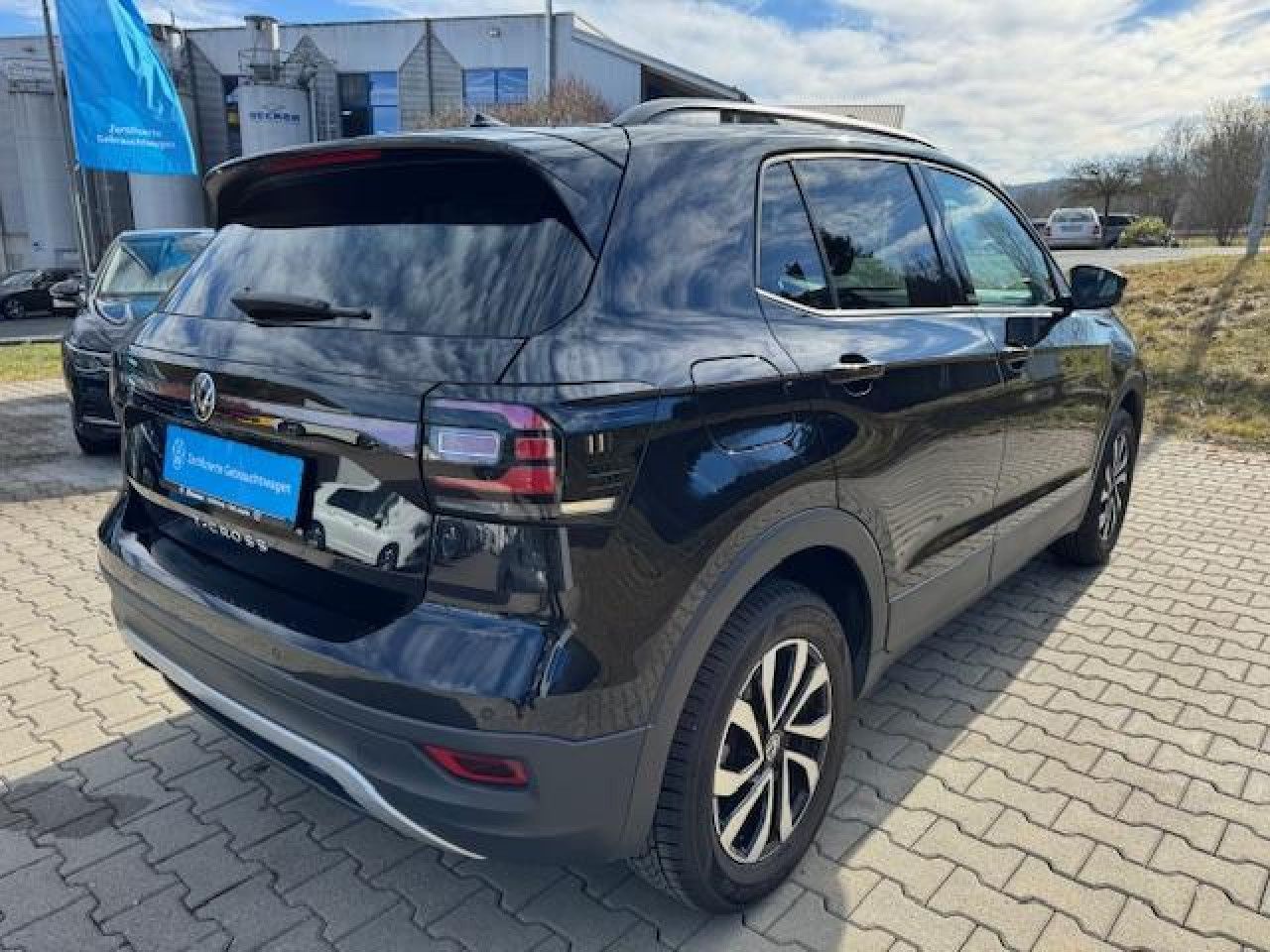 Volkswagen T-Cross Active 1.0 TSI - Samsaru's Car Outlet