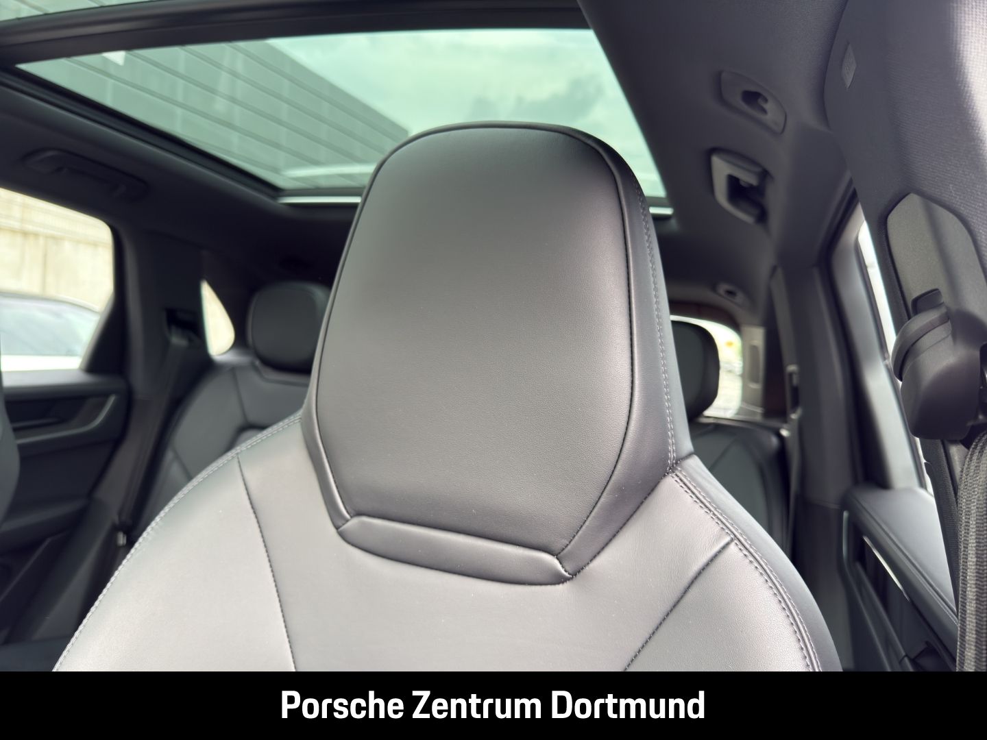 Porsche Cayenne E-Hybrid BOSE LED-Matrix Panoramadach
