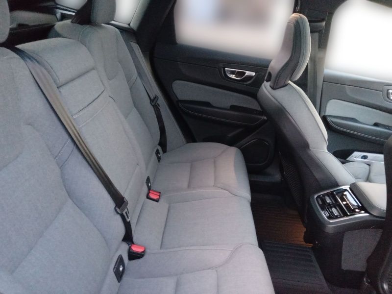 Volvo XC60 B5 Mild-Hybrid Diesel AWD Inscription - Samsaru's Car Outlet