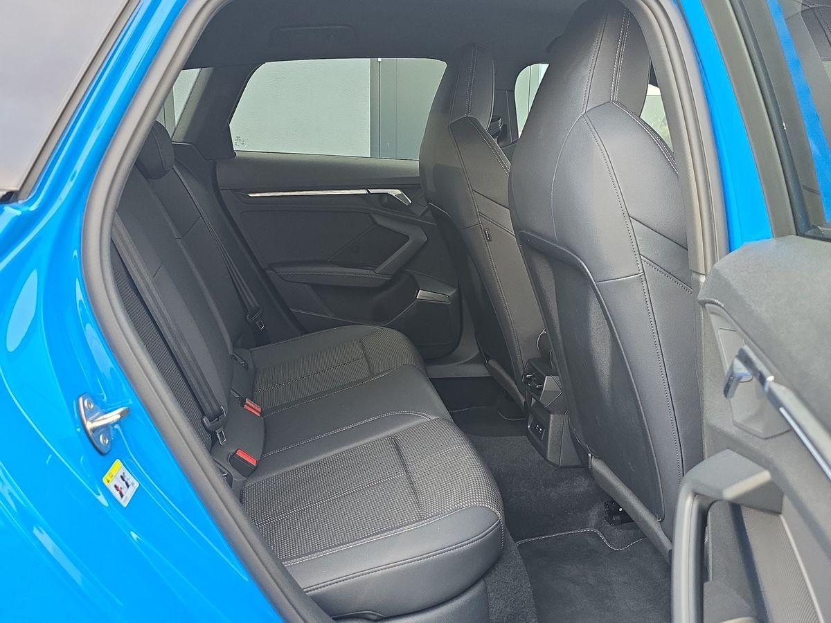 Audi A3 35 TFSI S line S-TRONIC MATRIX B&O ACC T-LEDE