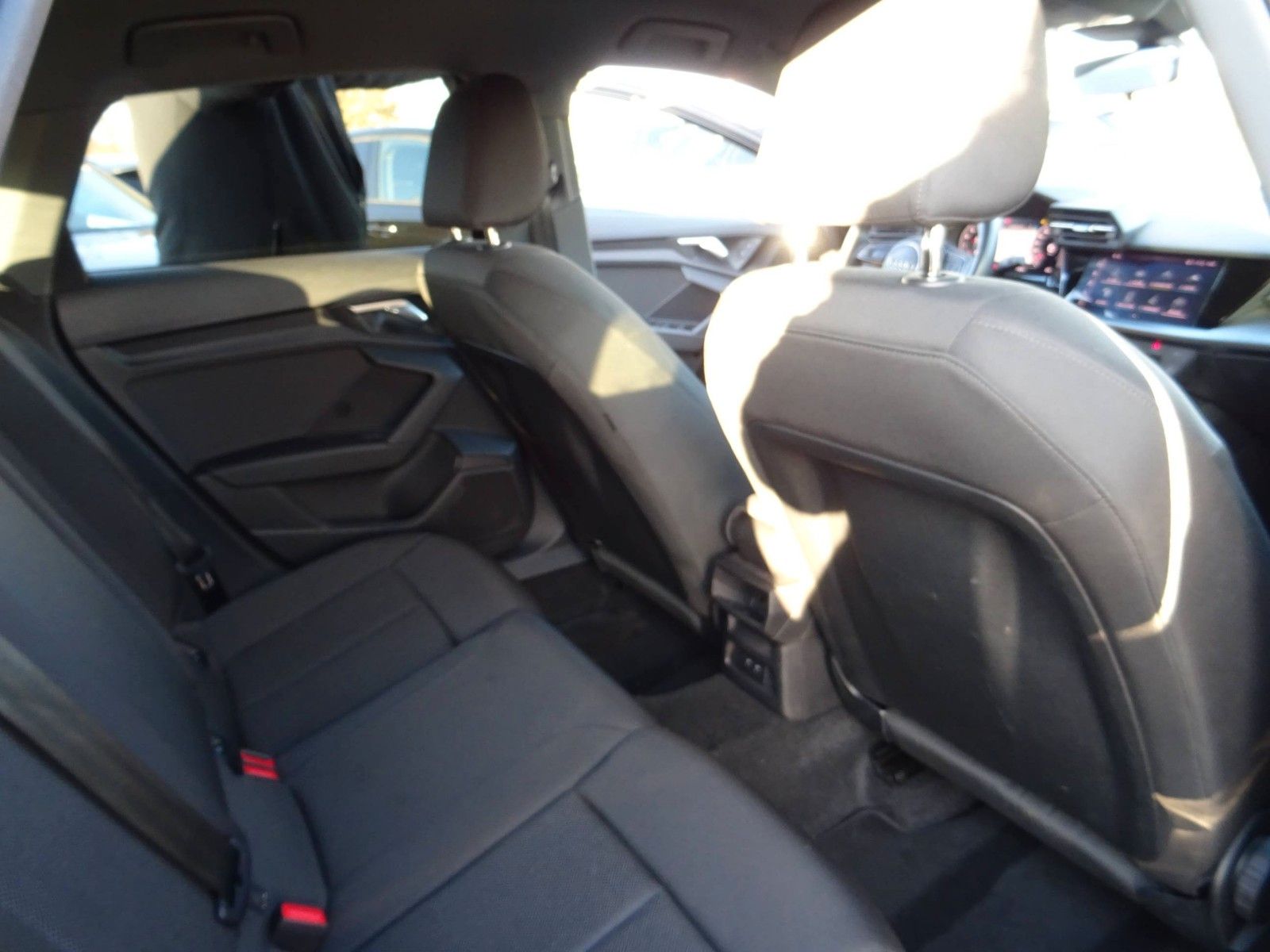 Audi A3 Sportback30TFSI S line NaviLEDSHZ Virtuell