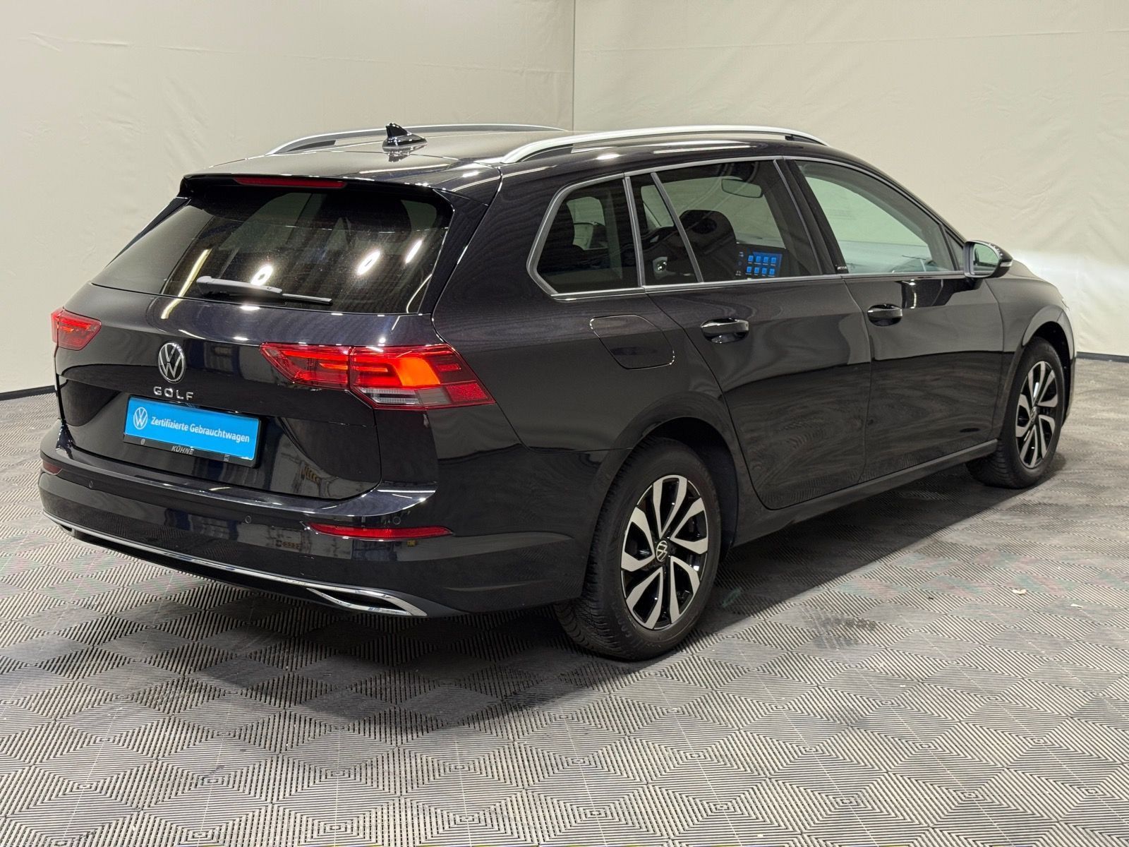 Volkswagen Golf Variant Active 1.5 TSI - Samsaru's Car Outlet