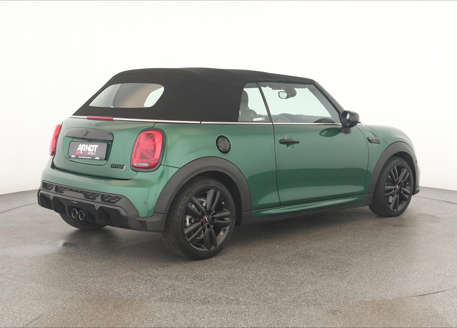 MINI Cooper S Cabrio JCW Premium+ - Samsaru's Car Outlet