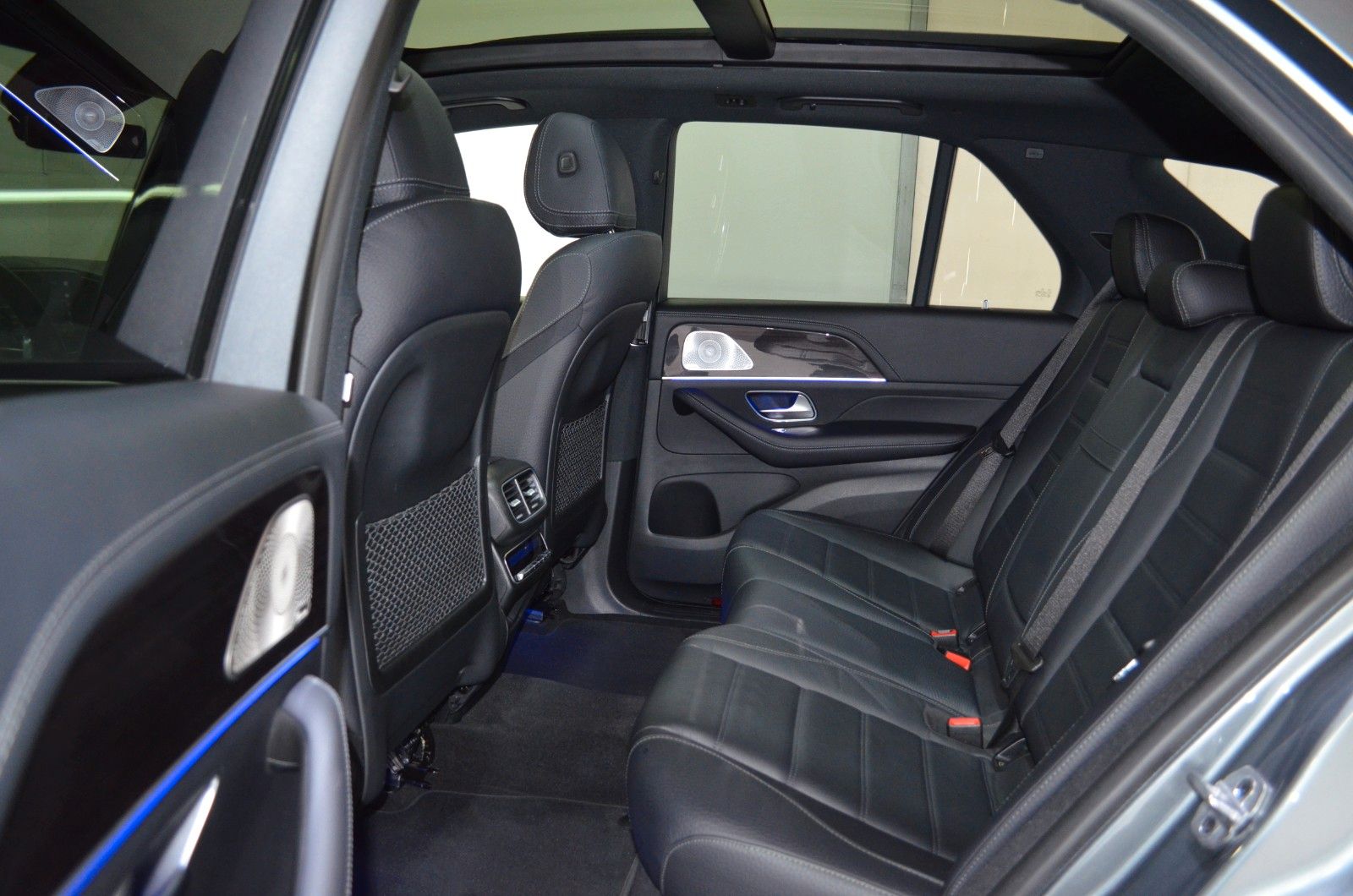 Mercedes-Benz GLE 350 DE 4M AMG-LINE"PANO"DTR+"MASSAGE"SOUND"