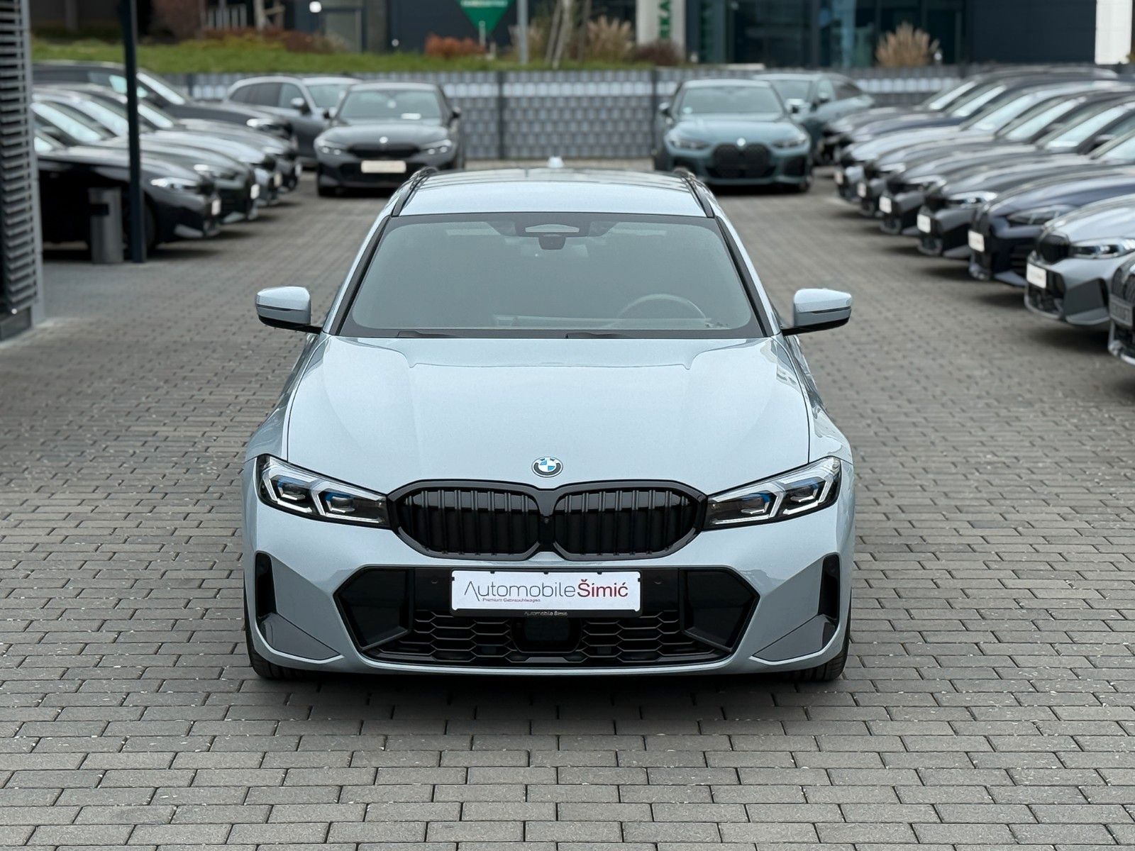 BMW 320d xD M Sport pro HuD AHK hifi 19" ACC StHzg