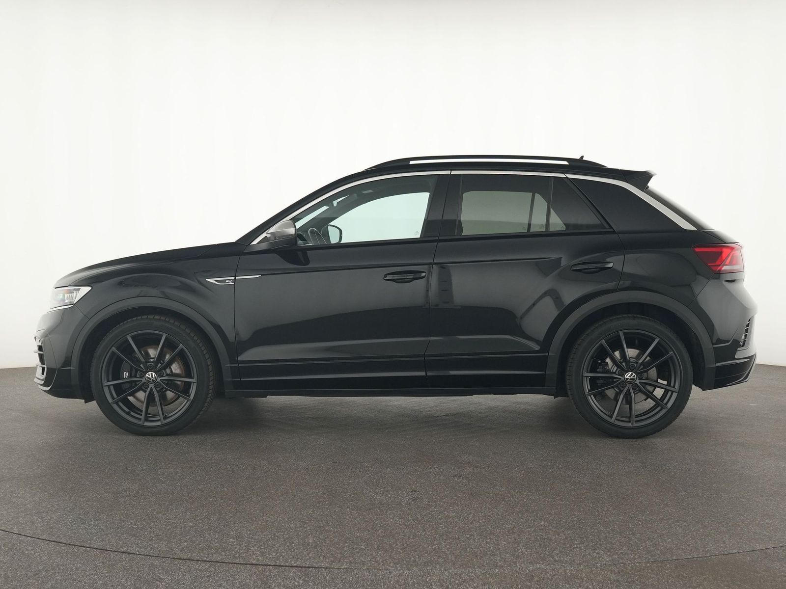 Volkswagen T-Roc R - Samsaru's Car Outlet