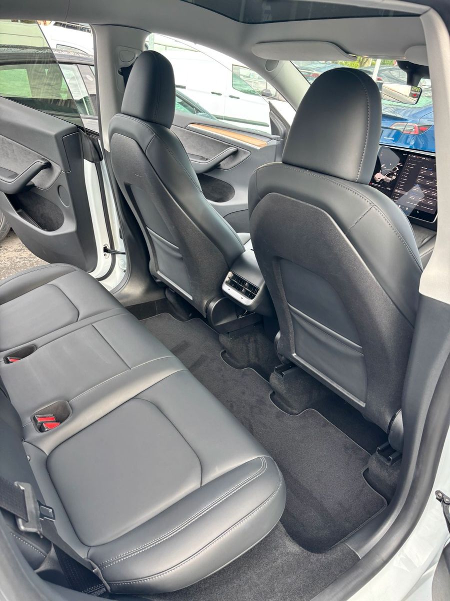 Tesla Model Y Long Range Dual AWD # AHK # MWST.