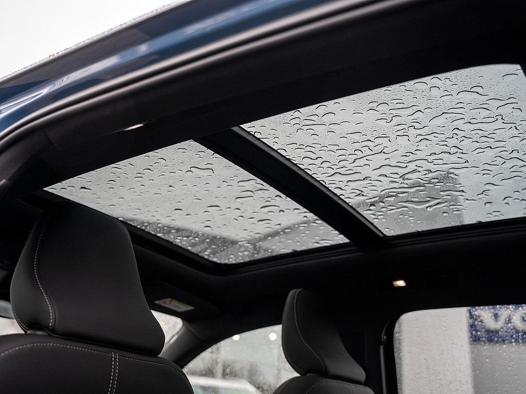 Volvo XC40 Ultimate Recharge Pure Electric