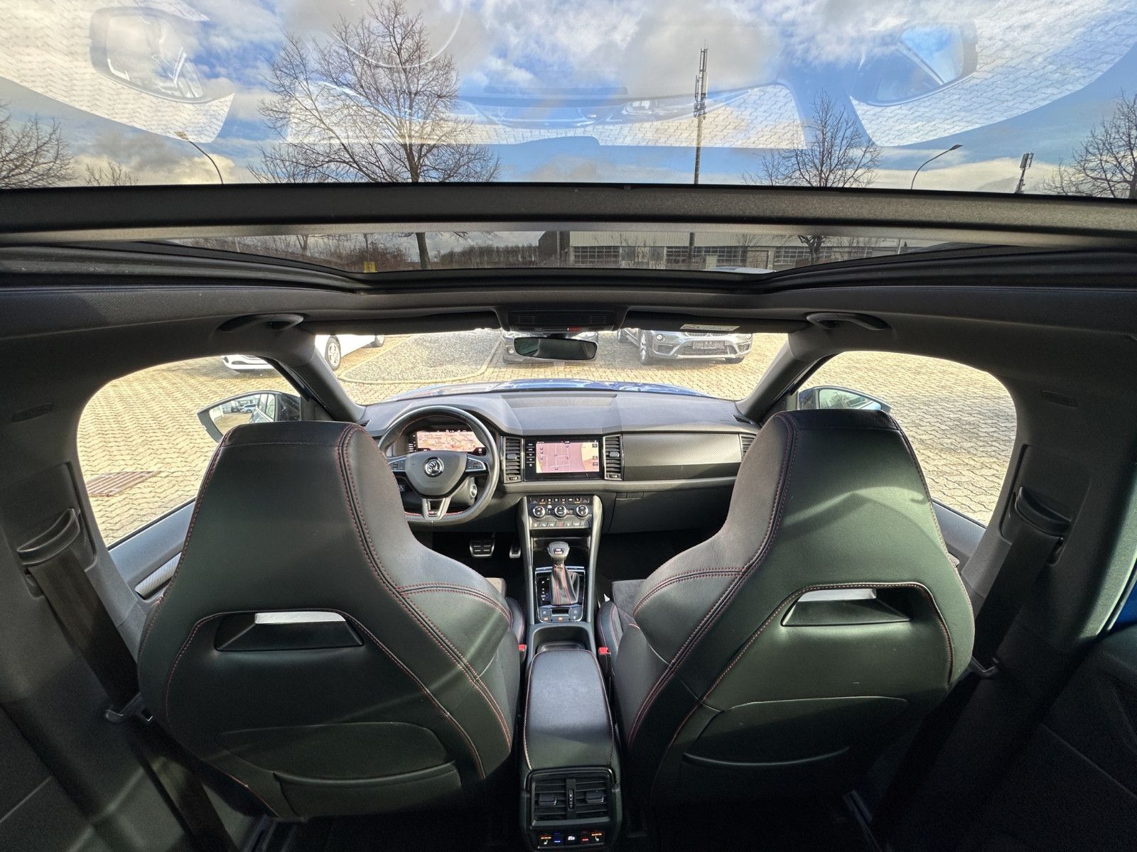 Skoda Kodiaq RS 4x4 PANO AHK SOUND 360°