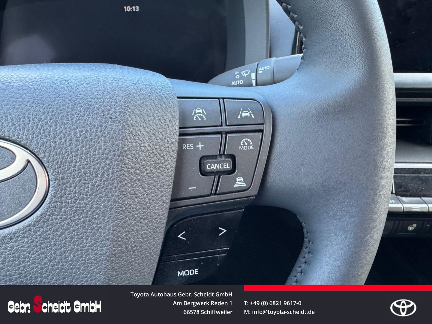 Toyota C-HR 1.8 Hybrid Team Deutschland Navi digitales