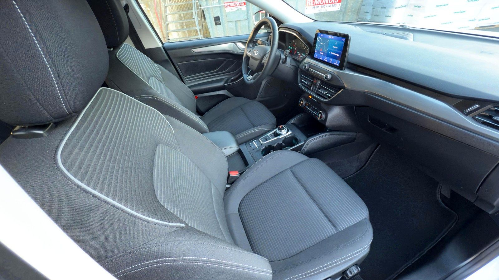 Ford Focus 2,0 - Samsaru's Car Outlet