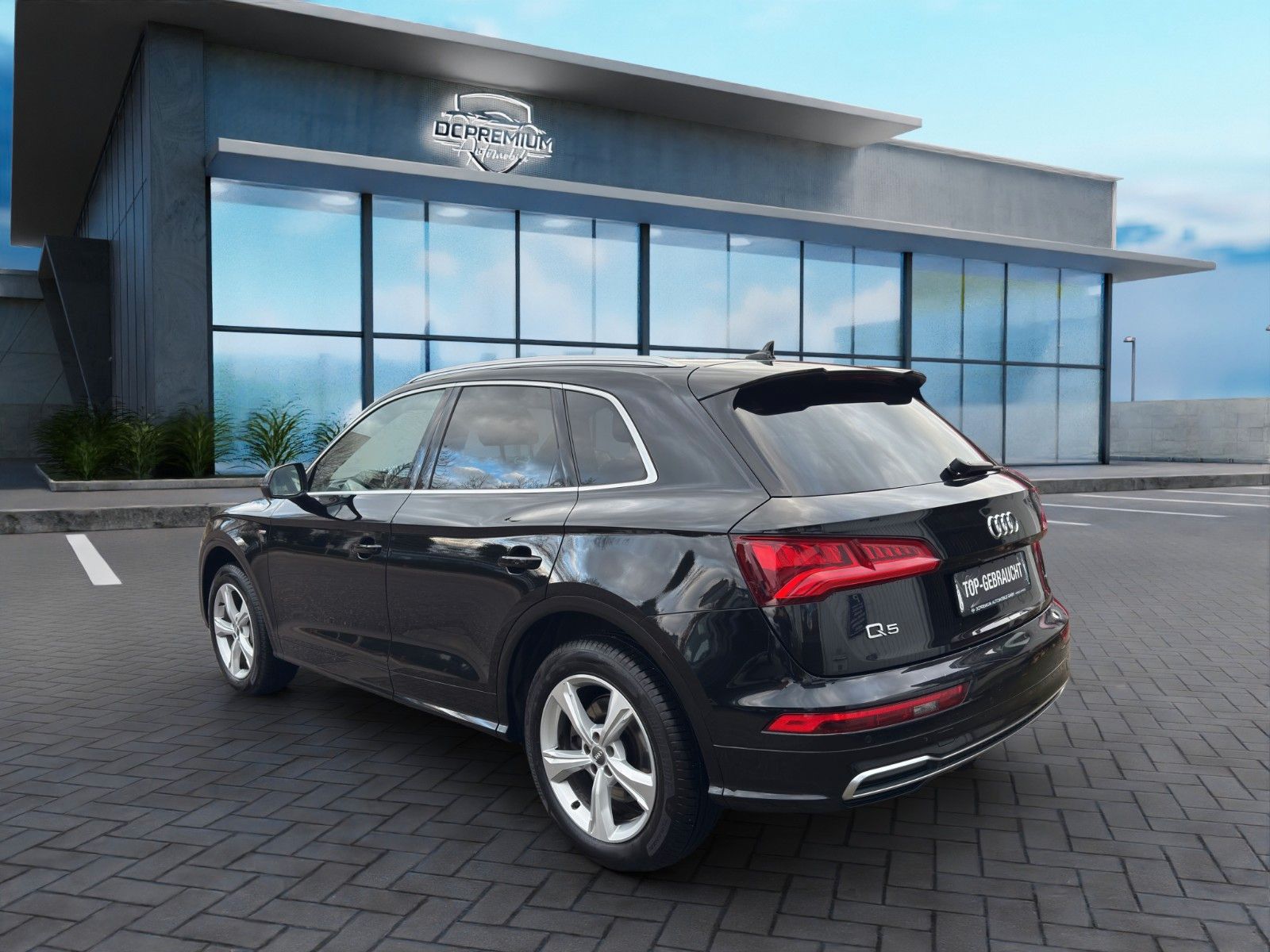 Audi Q5 40 TDI quattro S- Line Sport Hybrid - Samsaru's Car Outlet
