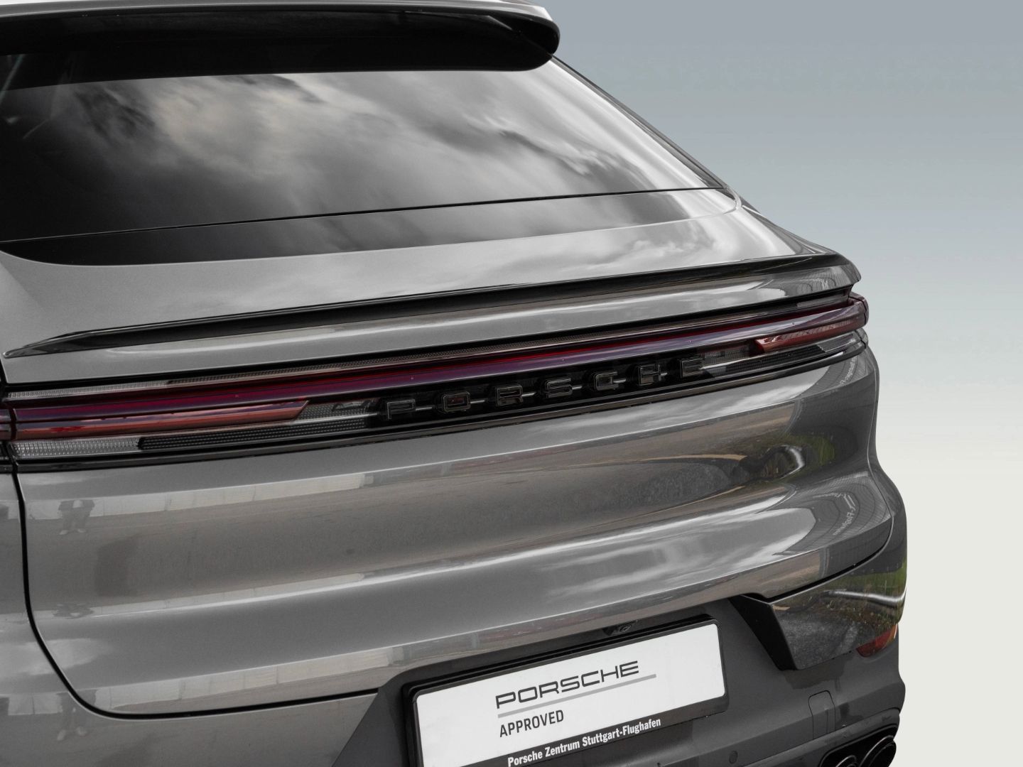Porsche Cayenne S Coupe HeadUp InnoDrive Beifahrerdispla