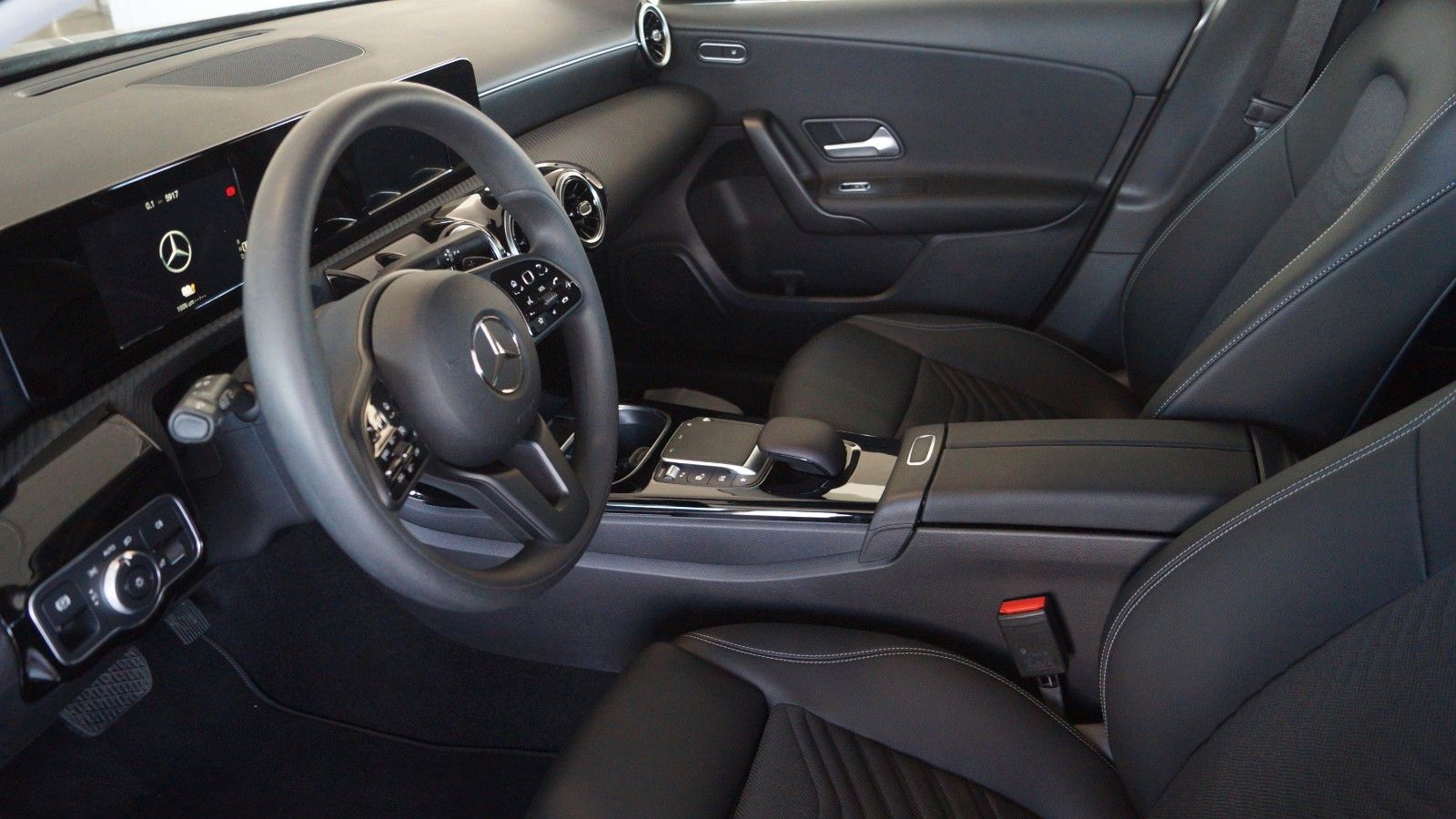 Mercedes-Benz A -Klasse A 250 e - Samsaru's Car Outlet