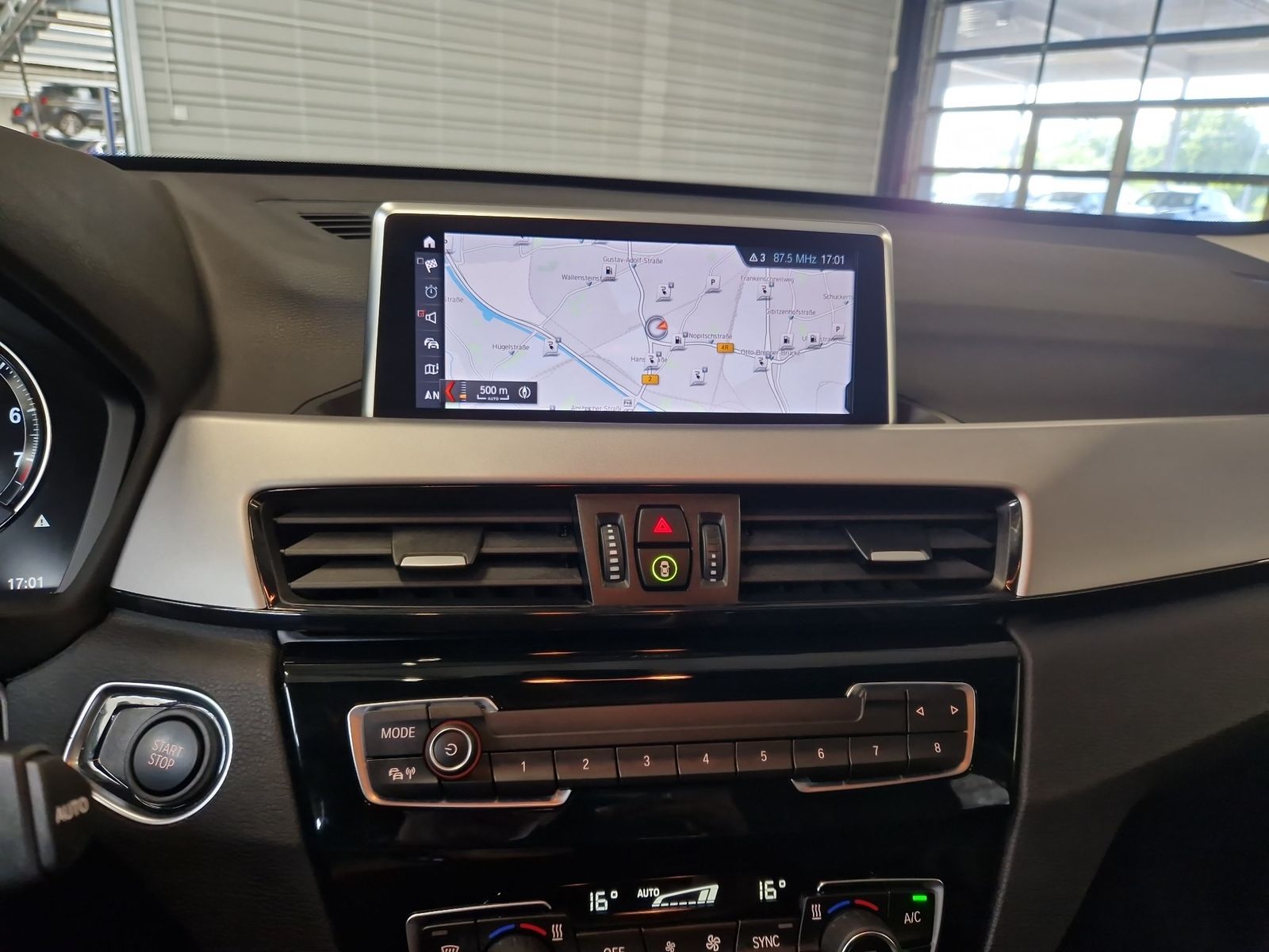 BMW X1 xDrive25e - Samsaru's Car Outlet