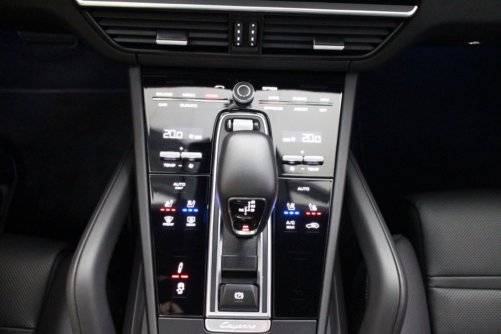 Porsche Cayenne Coupe GTS InnoDrive HeadUp Softclose