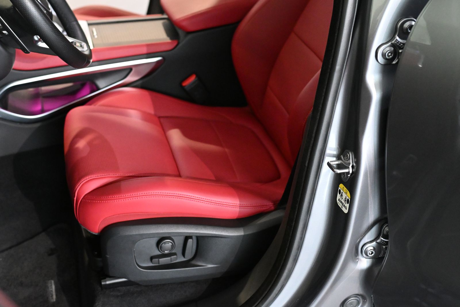 Jaguar F-PACE P250 R-Dynamic SE AWD Pano