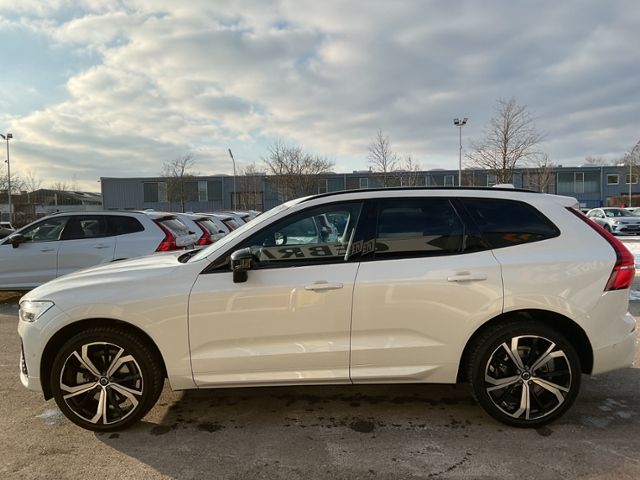 Volvo XC60 B4 Plus Dark 2WD ACC PANO Standhz Allwetter