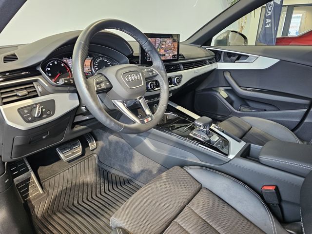 Audi A4 40 TFSI Q 2x S Line - Samsaru's Car Outlet