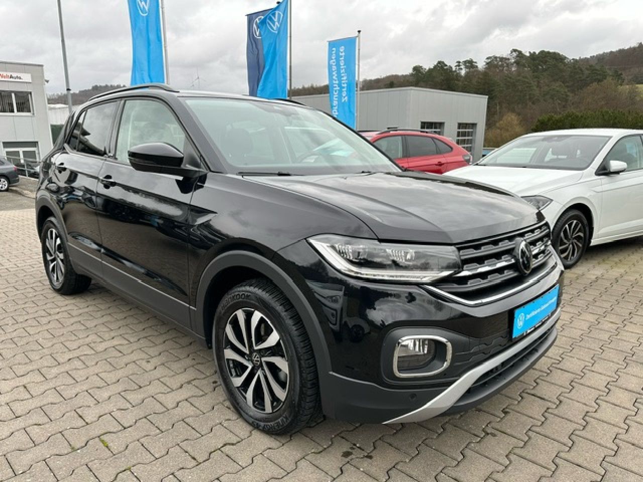 Volkswagen T-Cross Active 1.5 TSI DSG - Samsaru's Car Outlet