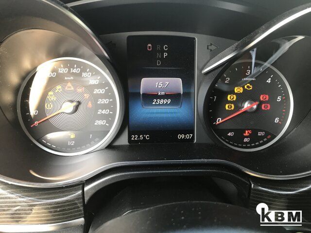 Mercedes-Benz V 250 d 4X4 AVANTG. ED. - Samsaru's Car Outlet