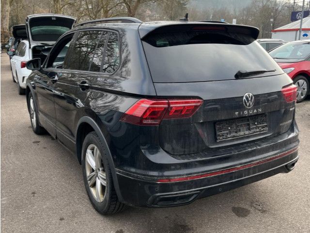 Volkswagen Tiguan 2,0TDI DSG 4M R-Line Kamera AHK LED Navi