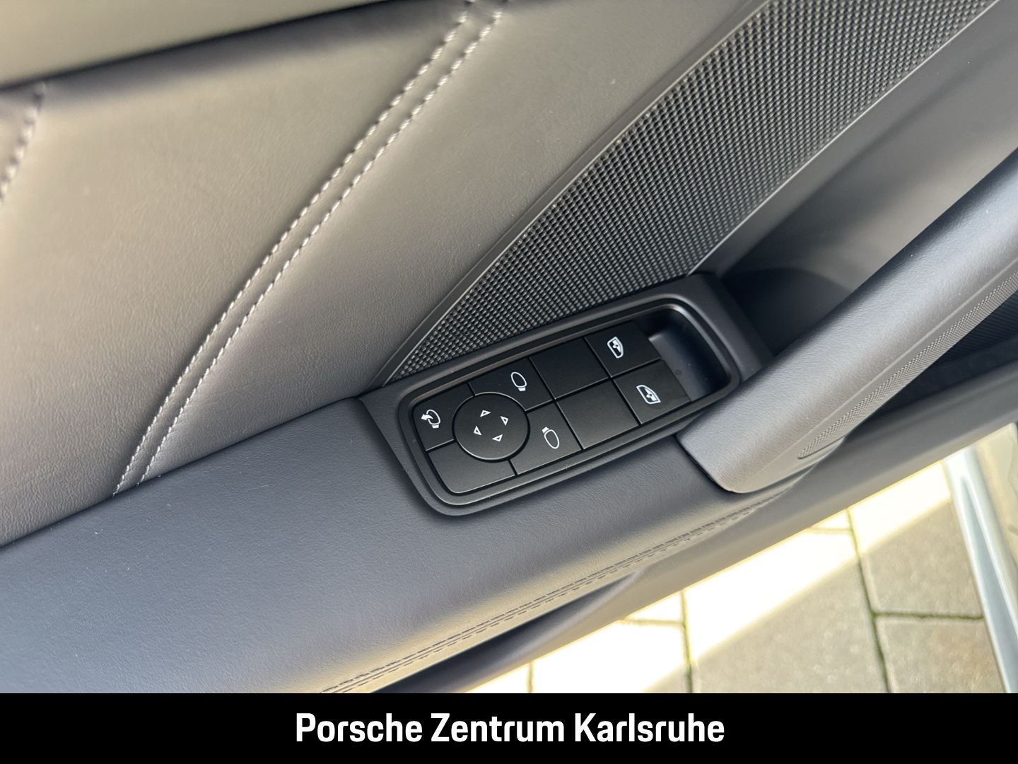 Porsche 992 911 Targa 4 GTS Liftsystem VA InnoDrive BOSE