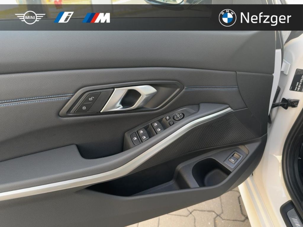 BMW 318 i Touring M Sport HUD LED HiFi