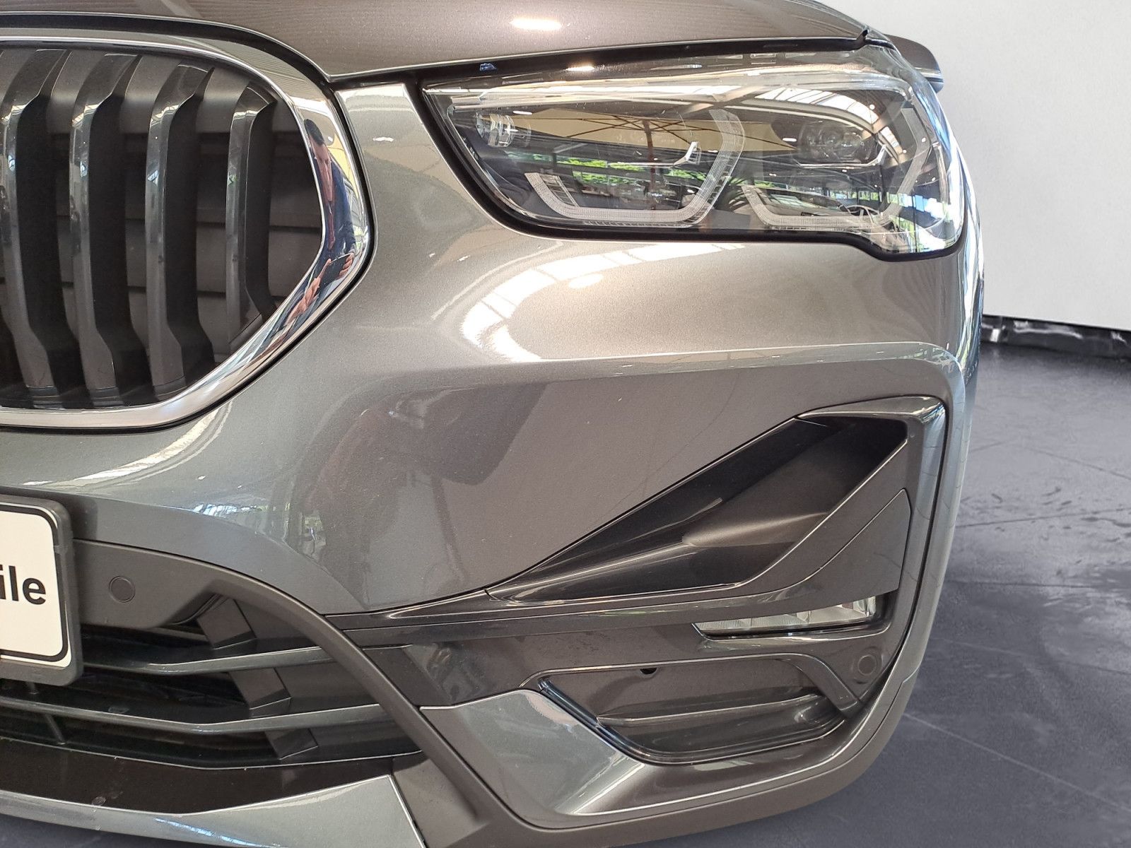 BMW X1 xDrive20d Sport Line - Samsaru's Car Outlet