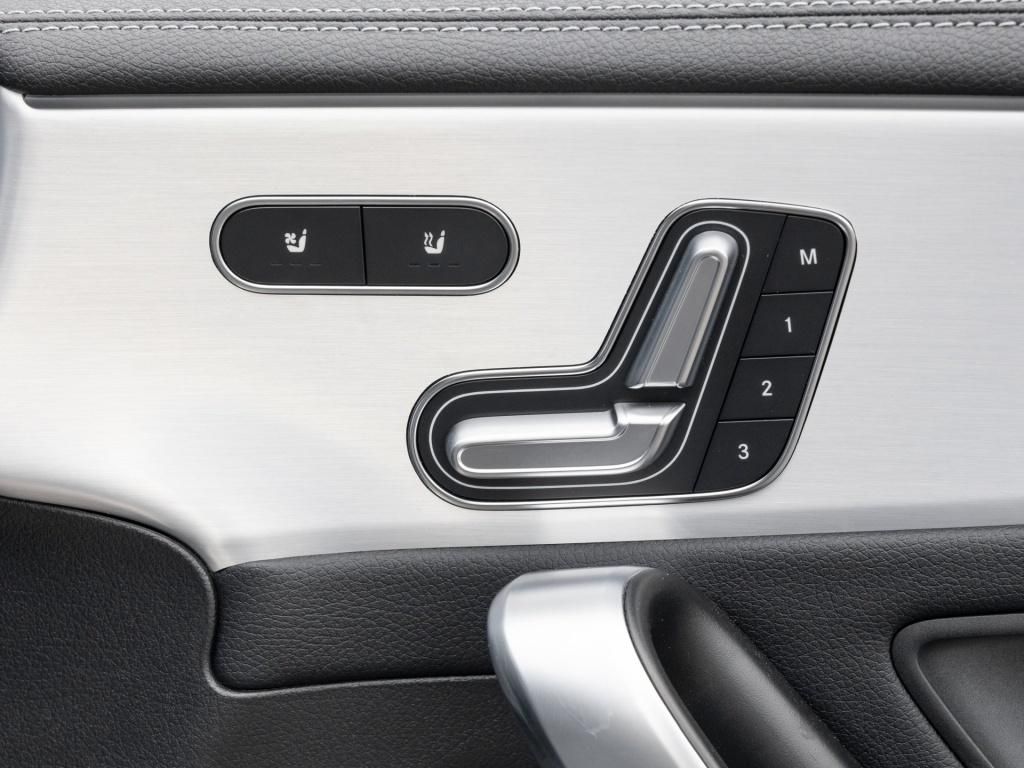 Mercedes-Benz CLA 35 AMG 4M - Samsaru's Car Outlet