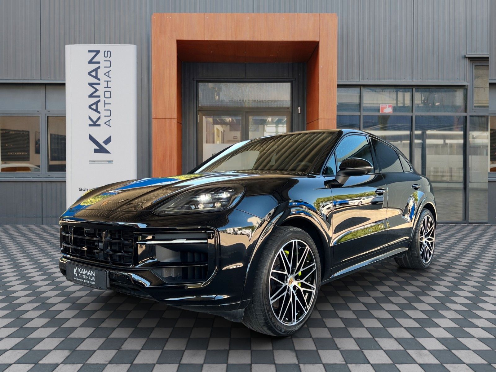 Porsche Cayenne Coupe E-Hyb Sport Design 22"Alu SAGA!