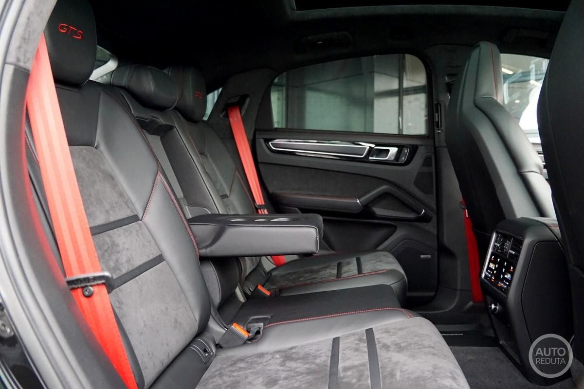 Porsche Cayenne Coupe GTS Panorama  BOSE