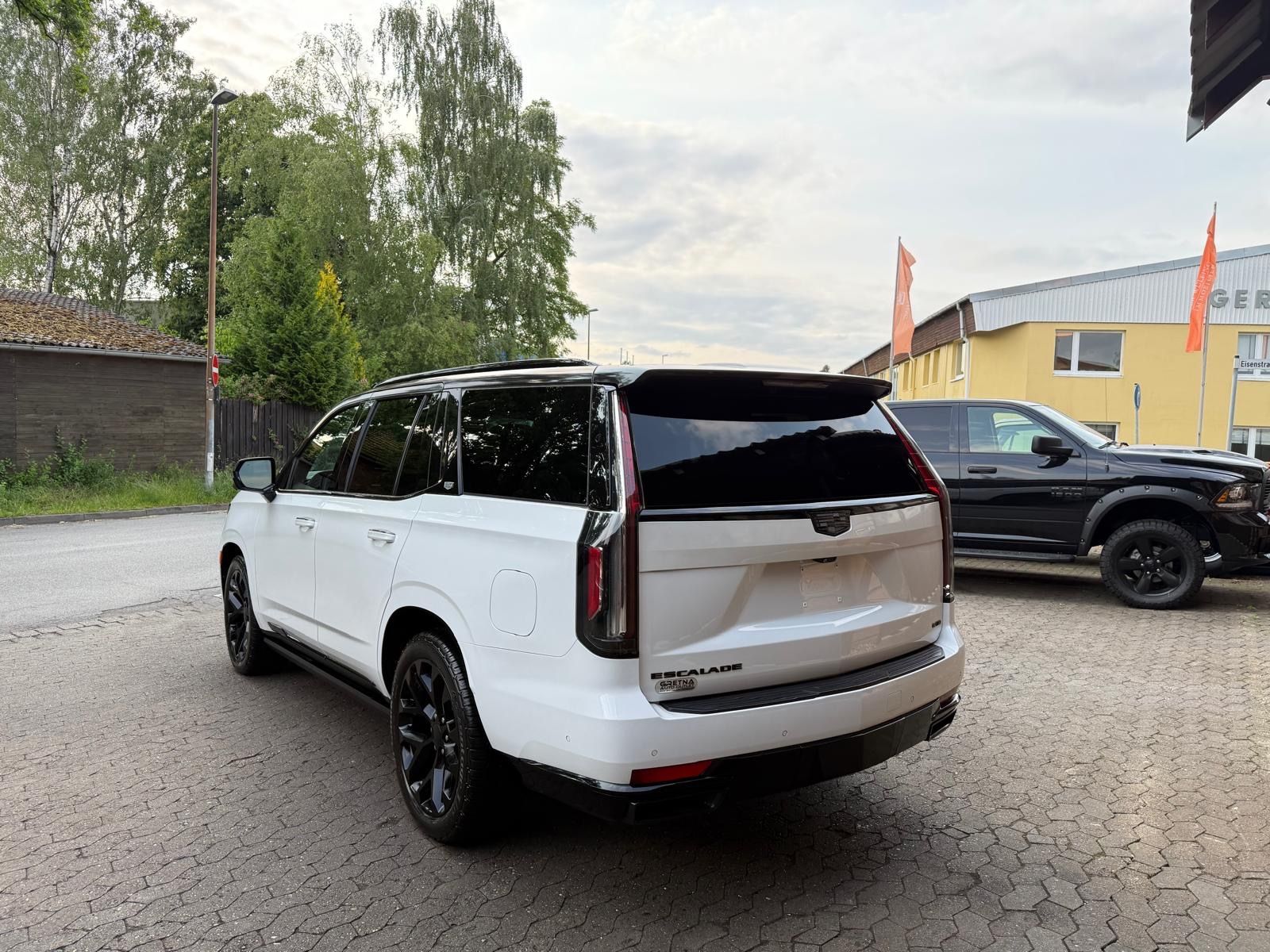 Cadillac PLATINIUM*SPORT*6.2 V8"LED"AHK"HEAD UP"VOLL