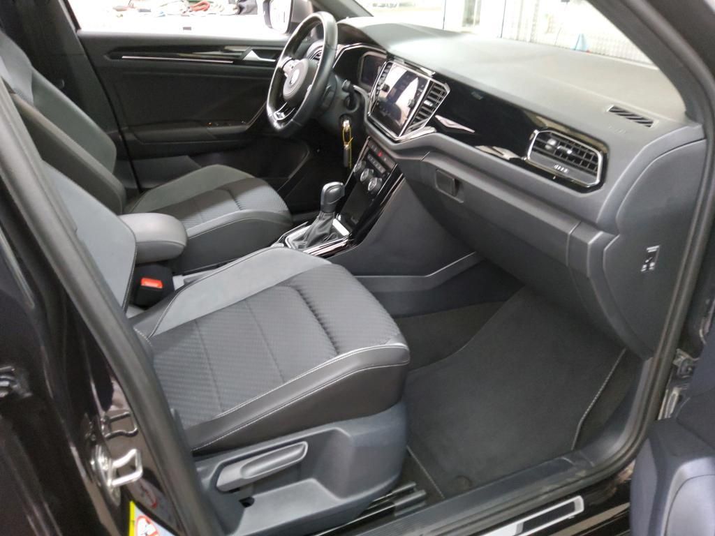 Volkswagen T-ROC R 4M ALL-BLACK - Samsaru's Car Outlet