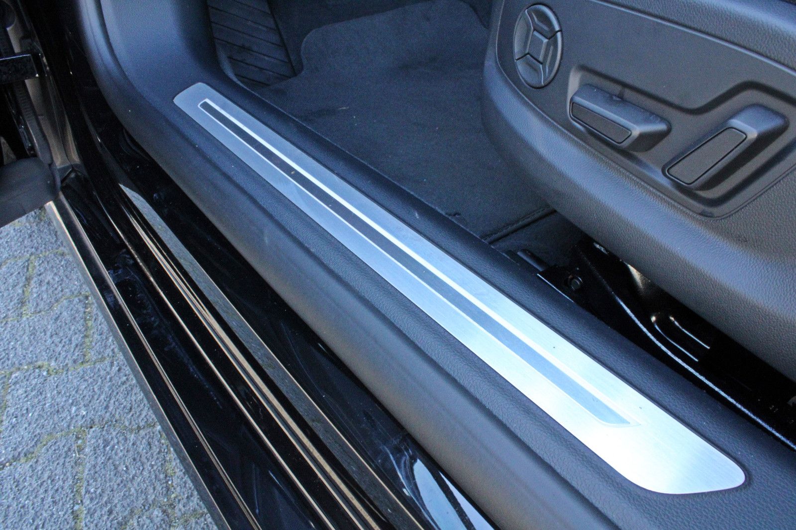 Audi A8 50TDI qu - Samsaru's Car Outlet
