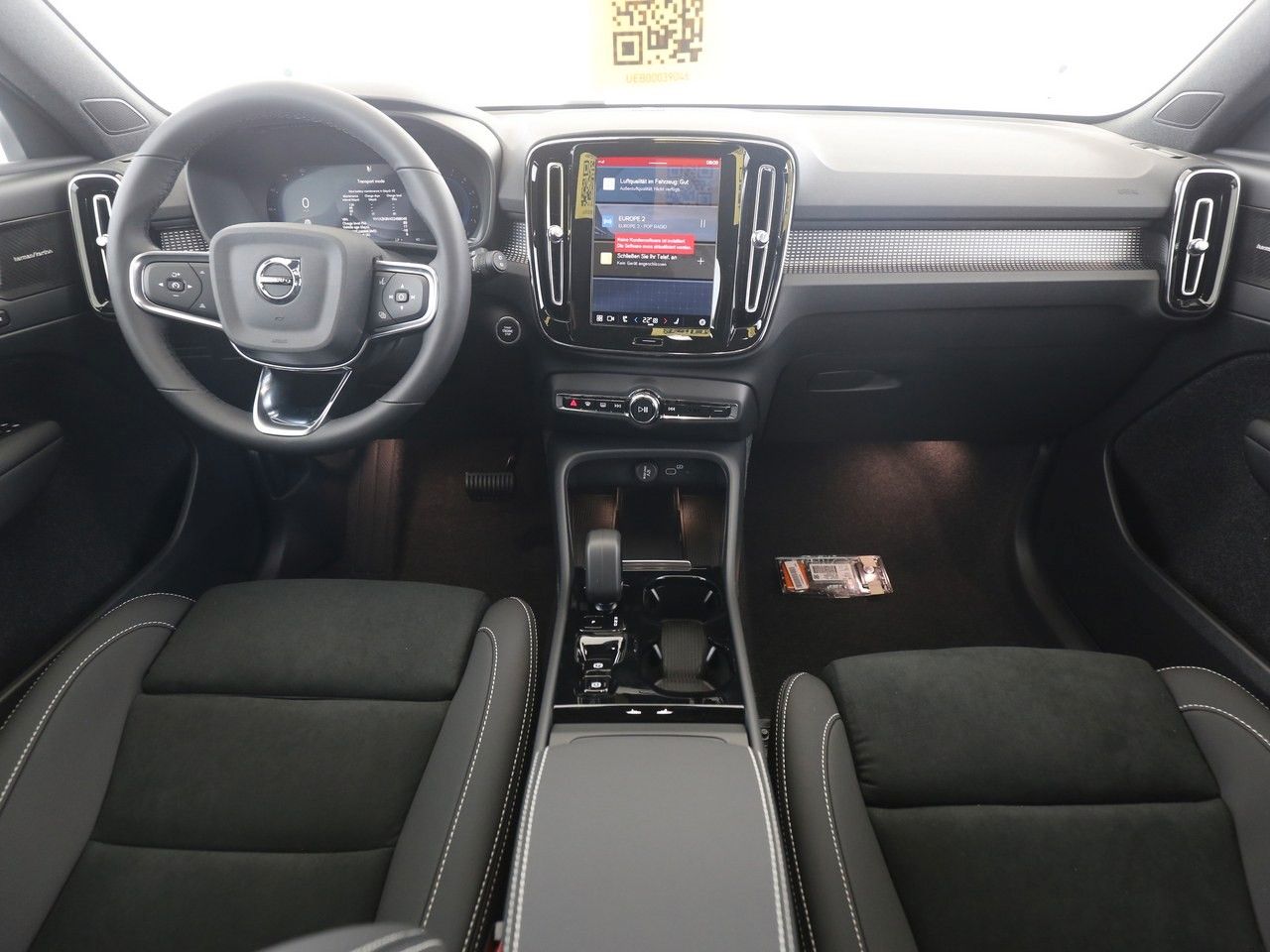 Volvo XC40 B4 Ultra Dark - Samsaru's Car Outlet