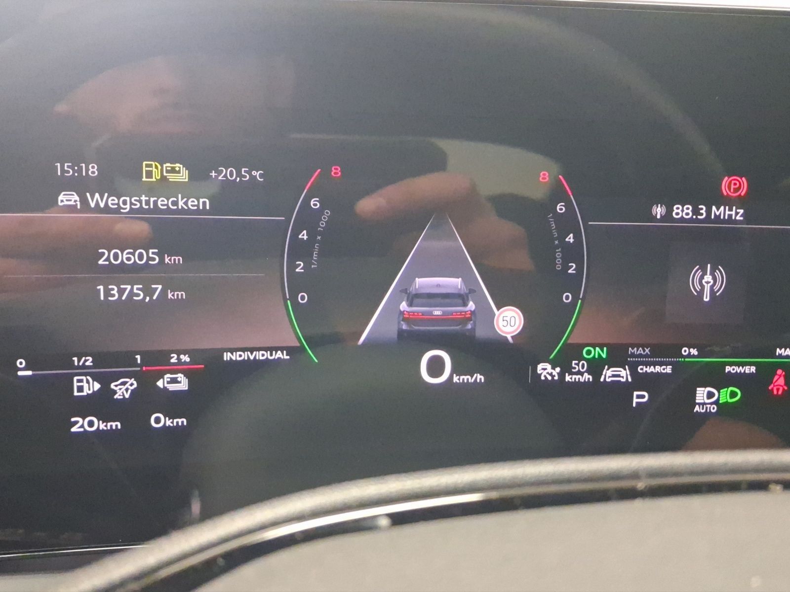 Audi A6 Avant eHybrid Q S LINE UPE93 AHK BF-DISPLAY M