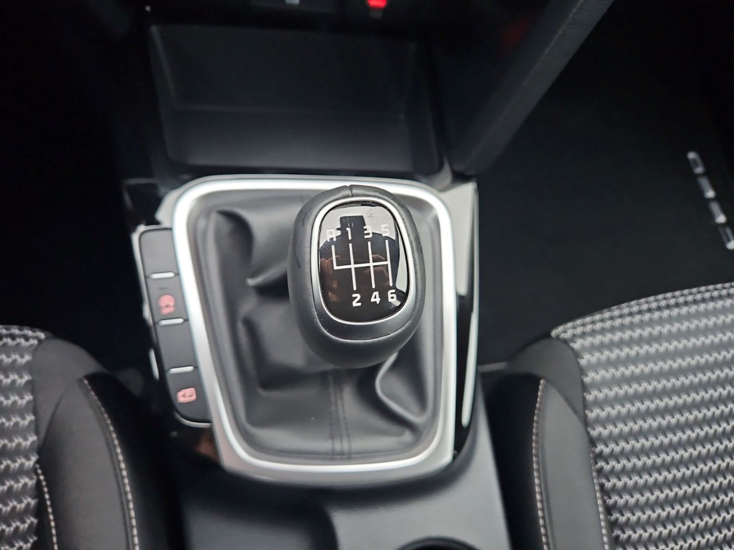 Kia Ceed Lim 1.0T Vision Komfort - Samsaru's Car Outlet