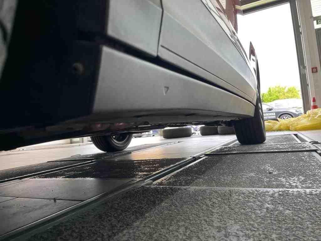 Volkswagen T-Roc 1.5 TSI Active DSG - Samsaru's Car Outlet