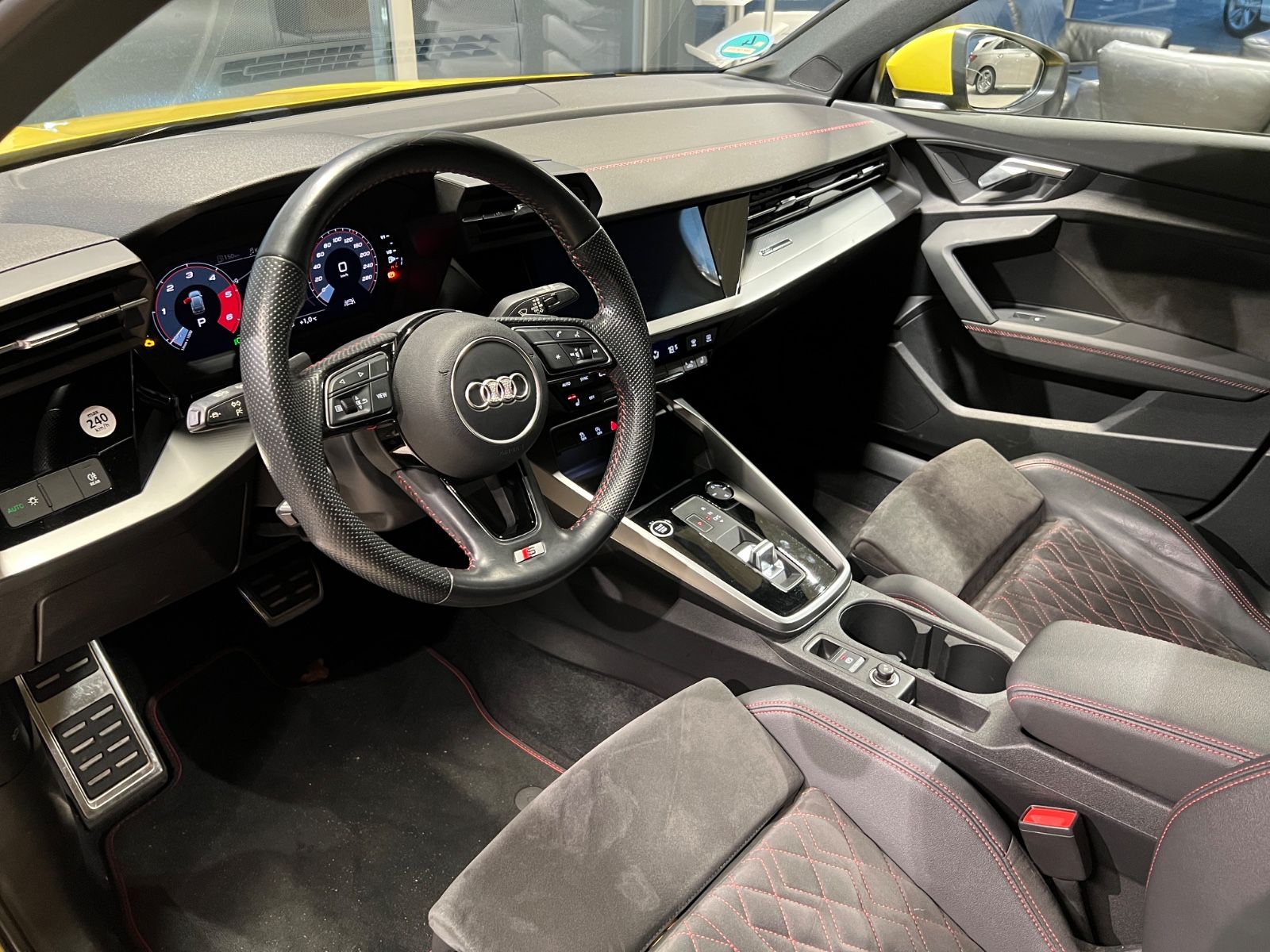 Audi A3 Sportback 35 TDI S-LINE*NAVI*Virtual*LED*18*